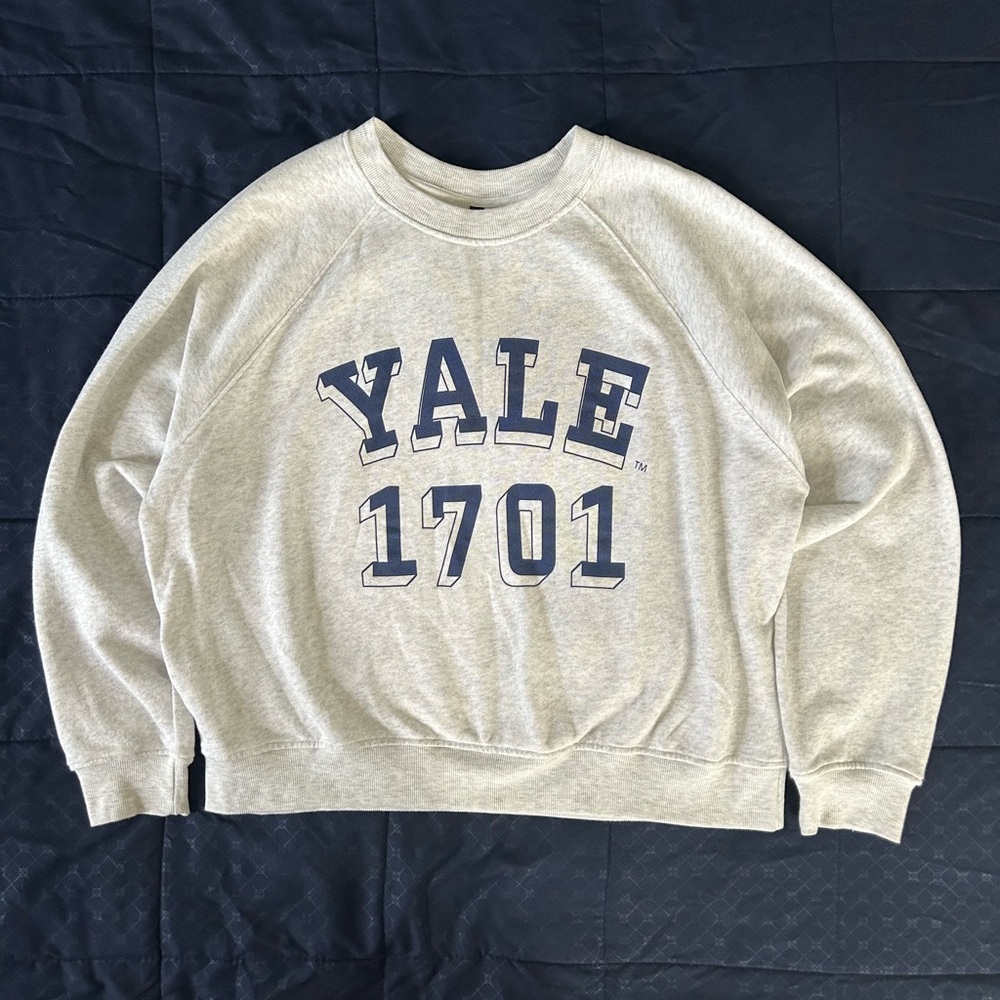 H&M Gray Yale 1701 Sweatshirt